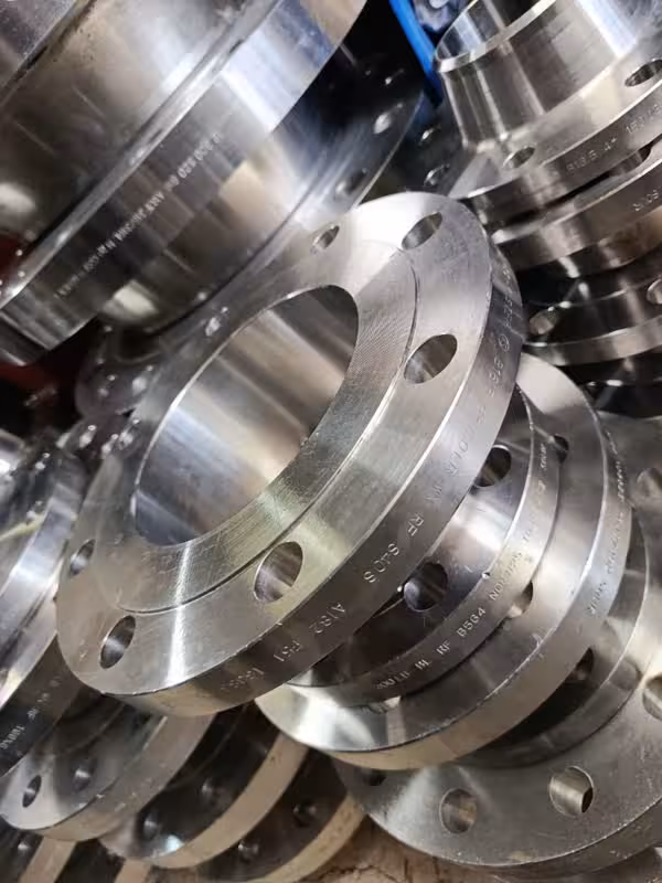 فلنج گلودار 6 اینچ دابلکس استنلس استیل ریس فیس رده 40 کلاس 150 از جنس   F51