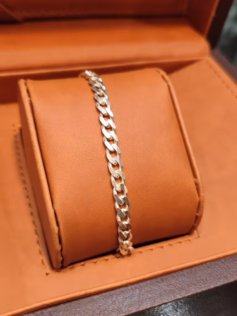 دستبند نقره مدل کارتیه- کد B347