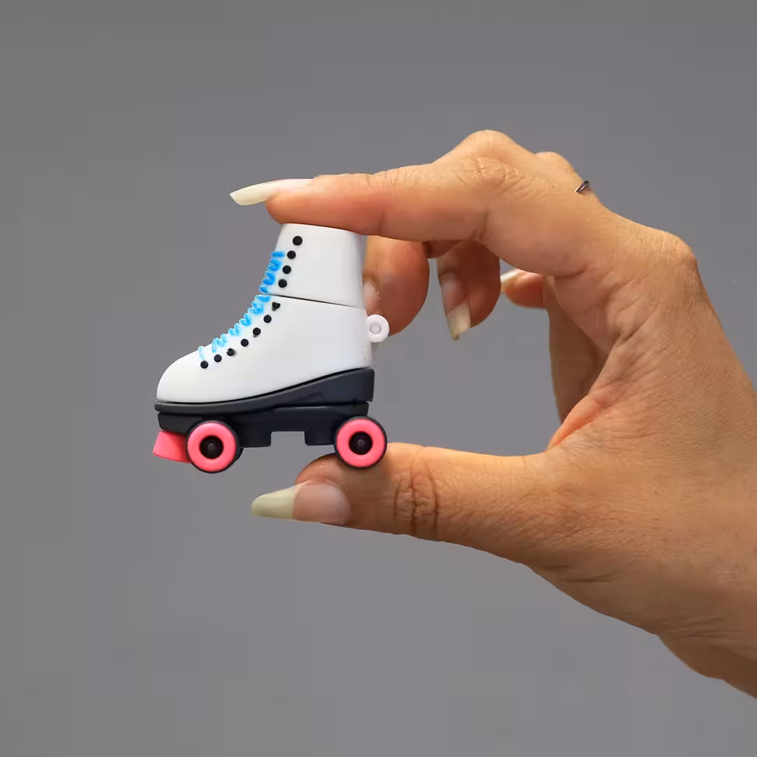 فلش مموری طرح کفش اسکیت مدل Ul-Skatte01 ظرفیت 32 گیگابایت