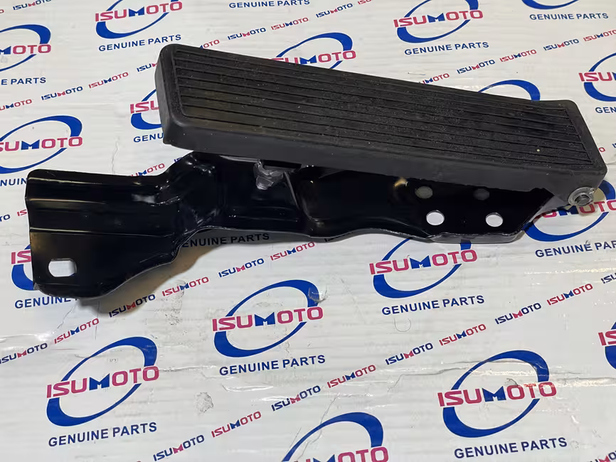 پدال گاز کامل ایسوزو 5تن و 6تن /P700
