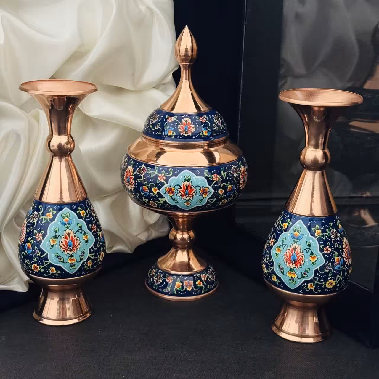 ست هدیه مس و پرداز شکلات خوری و گلدان 25