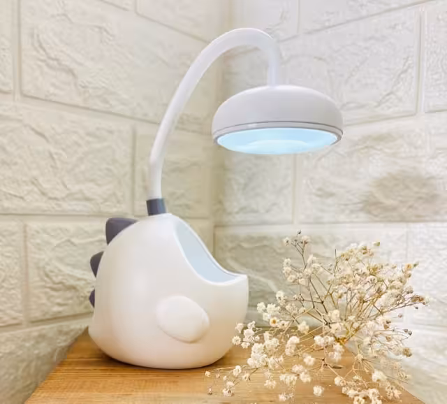 چراغ مطالعه و جاقلمی دایناسور-سفید