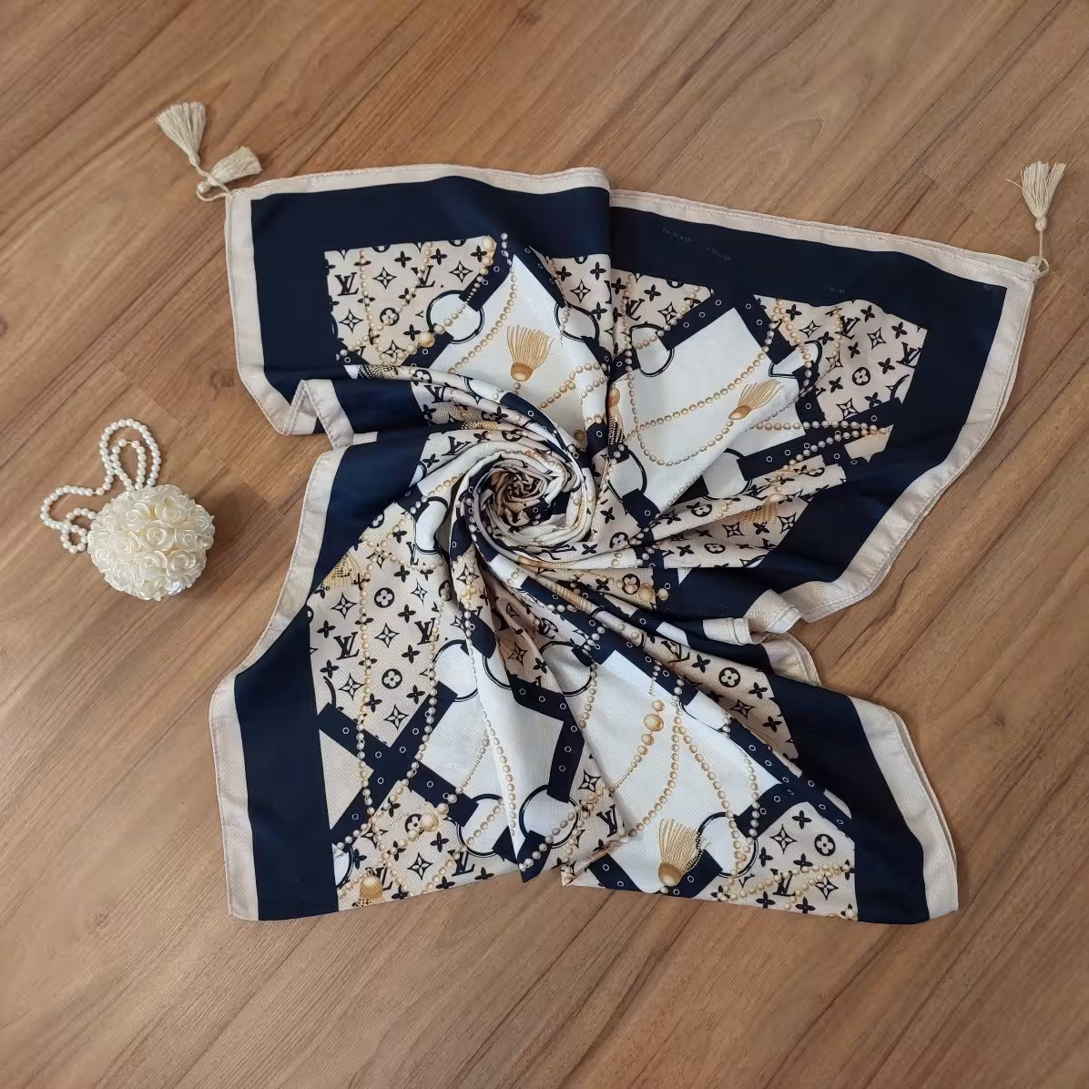 شال گارزا ی طرح دار 