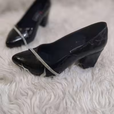 کفش کلاسیک ورنی