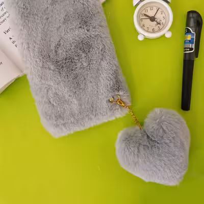 کاور طرح دخترانه مدل خزدار پشمالو مناسب برای گوشی موبایل شیائومی Mi 10T / 10T Pro