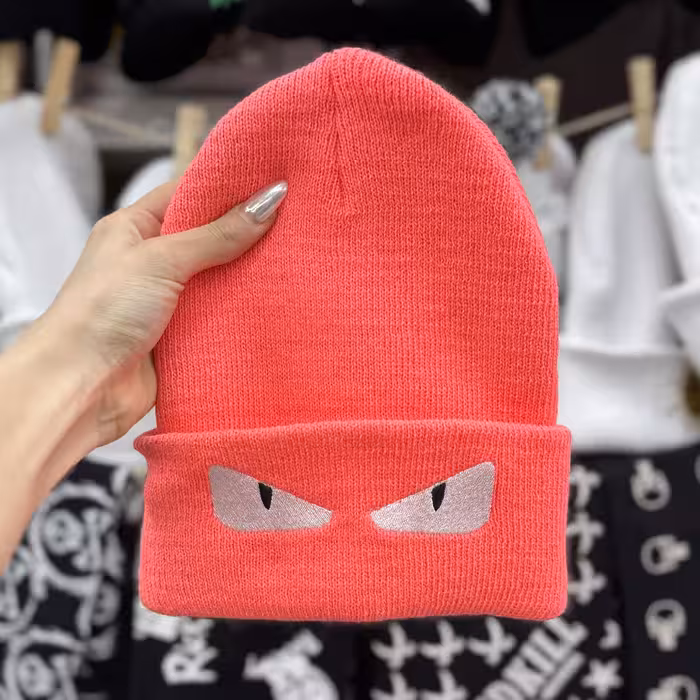 کلاه بافت چشم صورتی