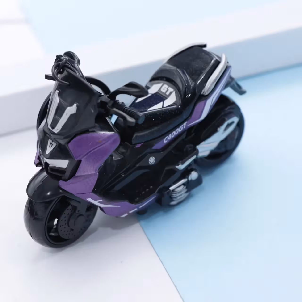 آویز موتورسیکلت فلزی مدل C400GT بنفش 37232