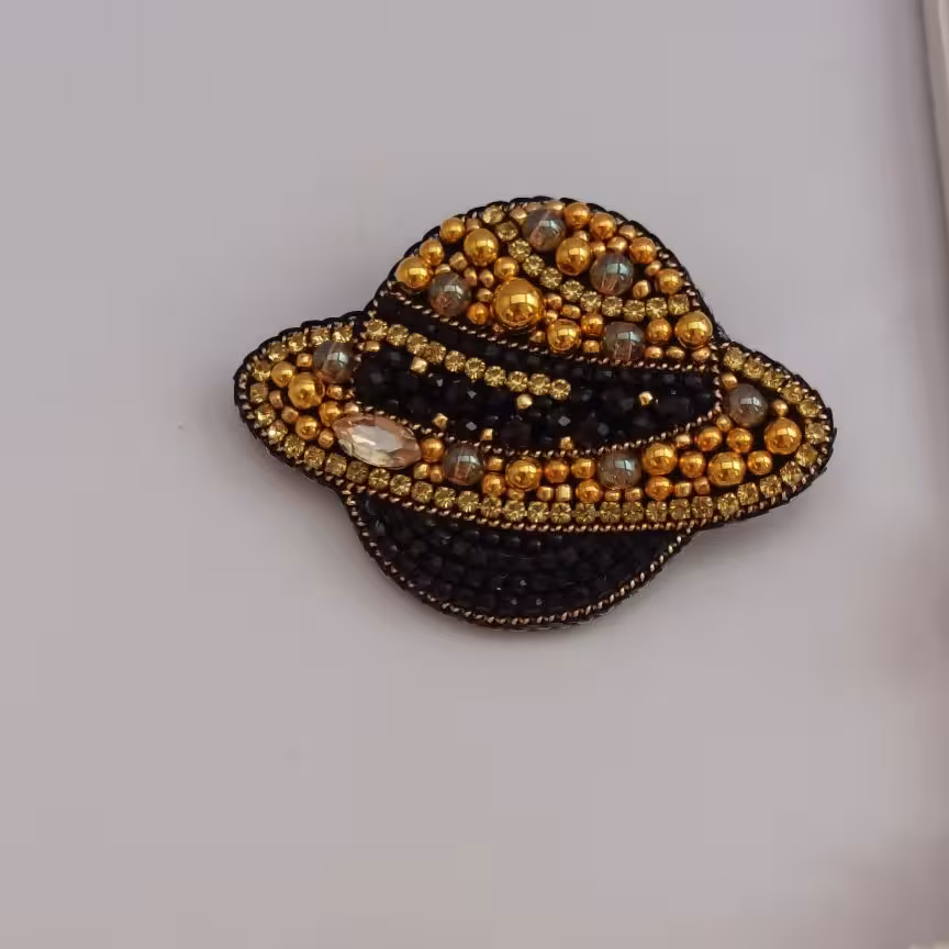 سنجاق سینه جواهردوزی کهکشان