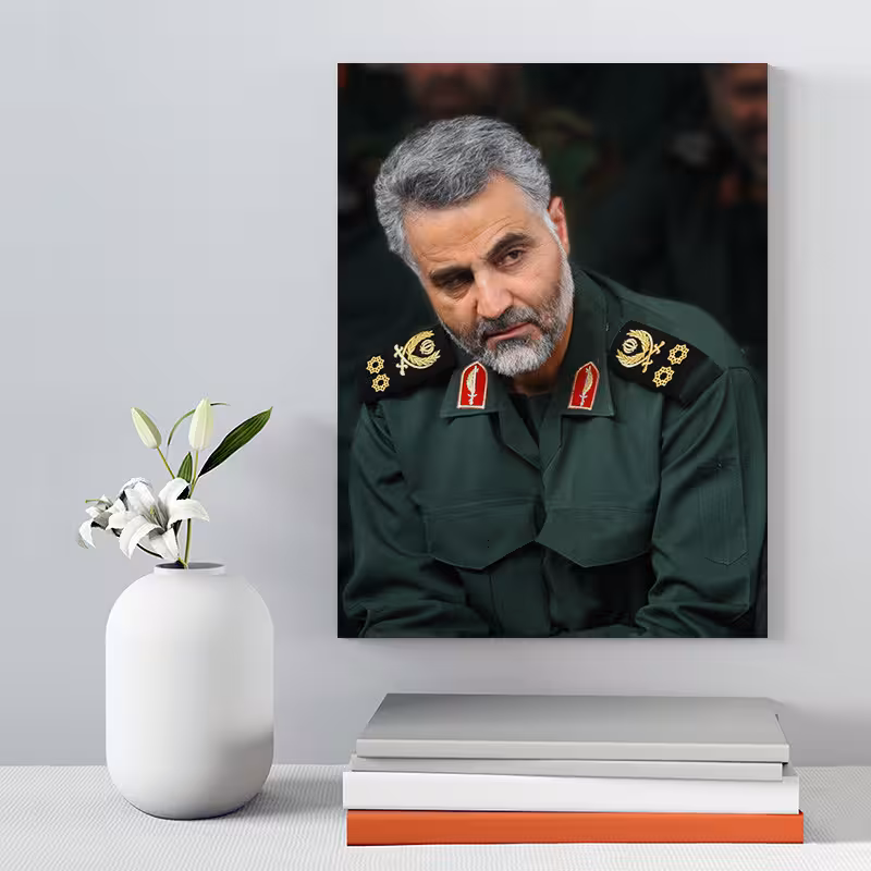 تابلو شاسی صبا طرح مدل سردار شهید سلیمانی کد 226 | دنیای قاب