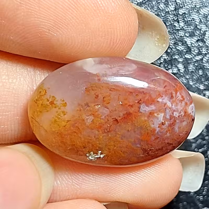 نگین عقیق منظره ی پاییزی بسیار زیبا با برش بیضی شکل کدM236