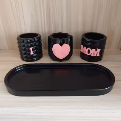 گلدان دکوری مدل ای لاو مام کد mom24598 مجموعه سه عددی