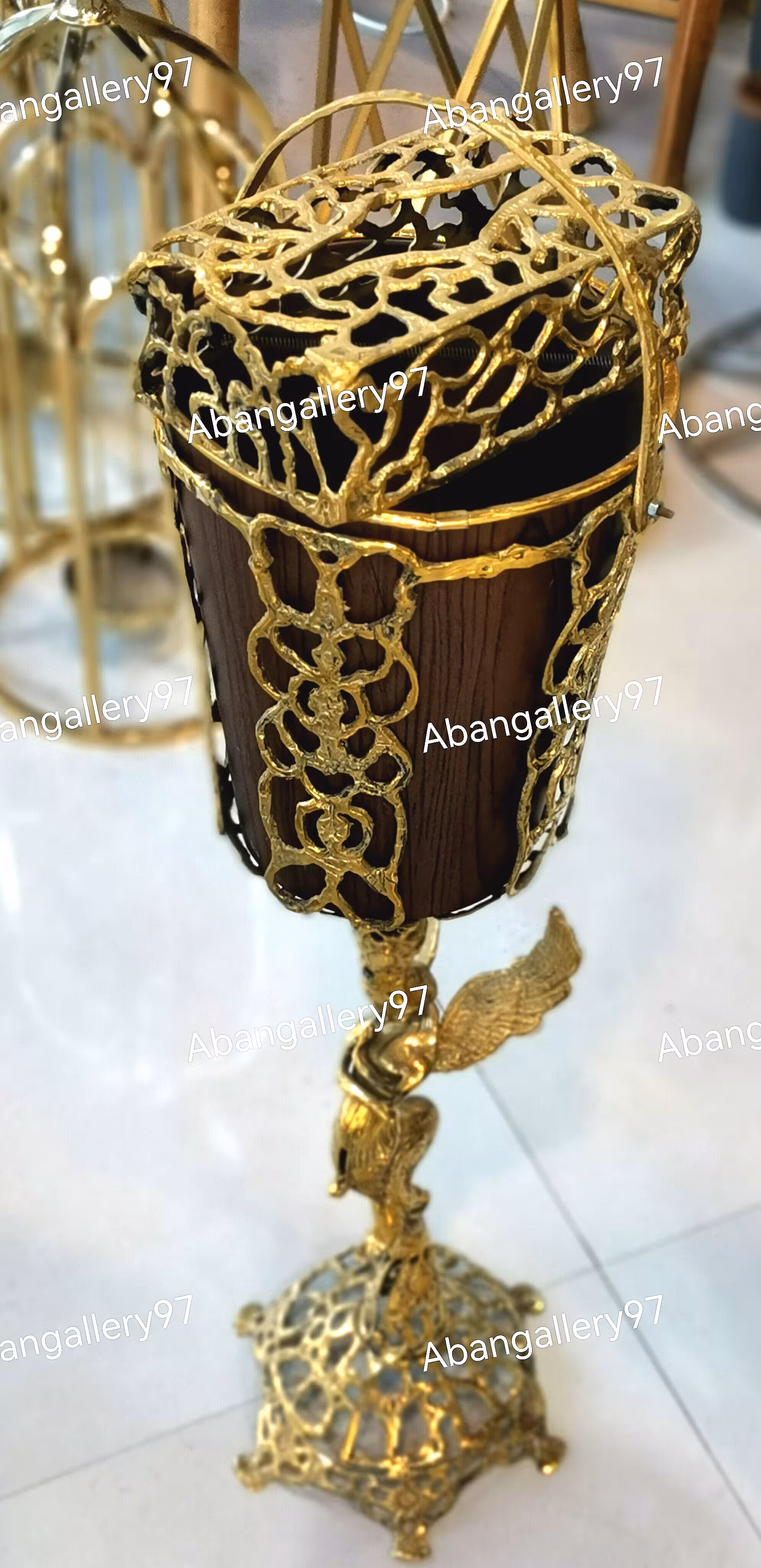 سطل و جا دستمال برنجی