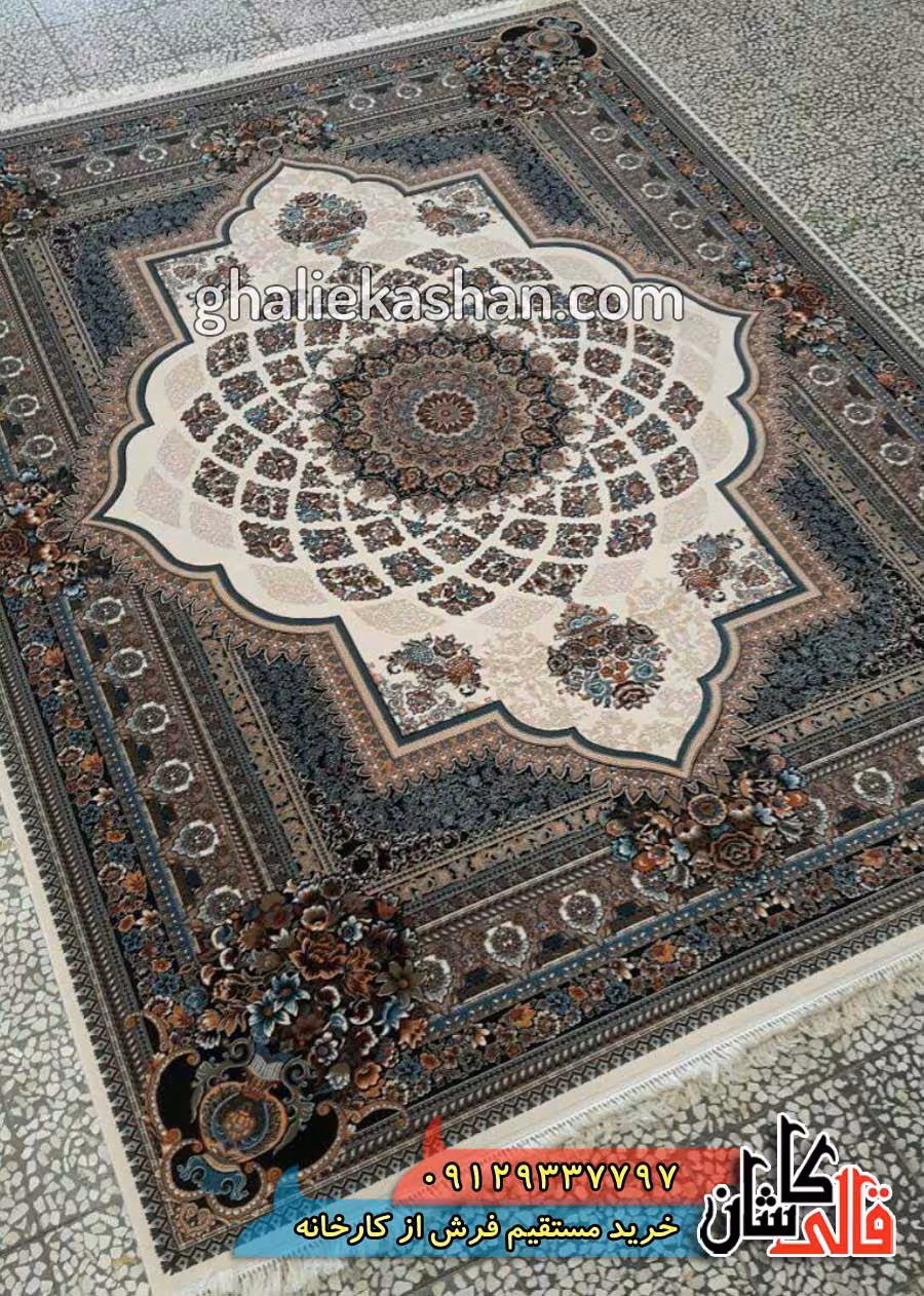 فرش 700 شانه طرح لوکس زمینه کرم کاشان