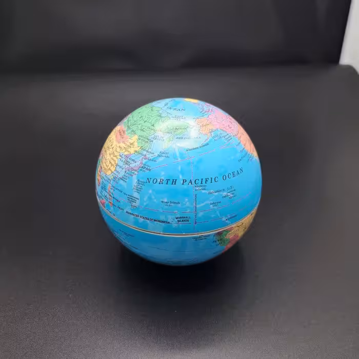 دکوری و چراغ خواب کره زمین آبی