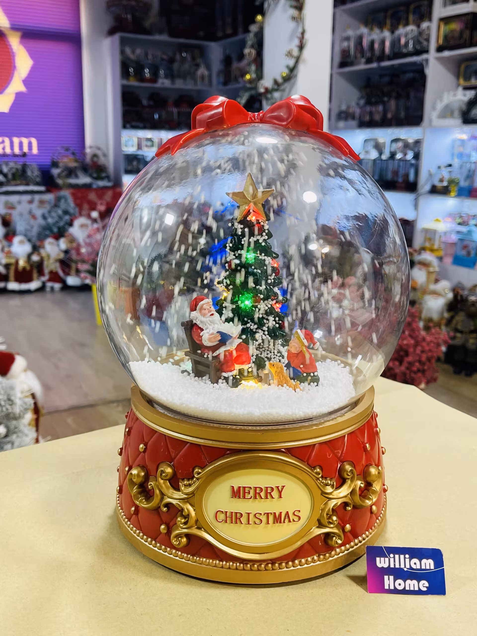 گوی موزیکال بابانوئل و درخت کریسمس، بزرگ دونه برفی