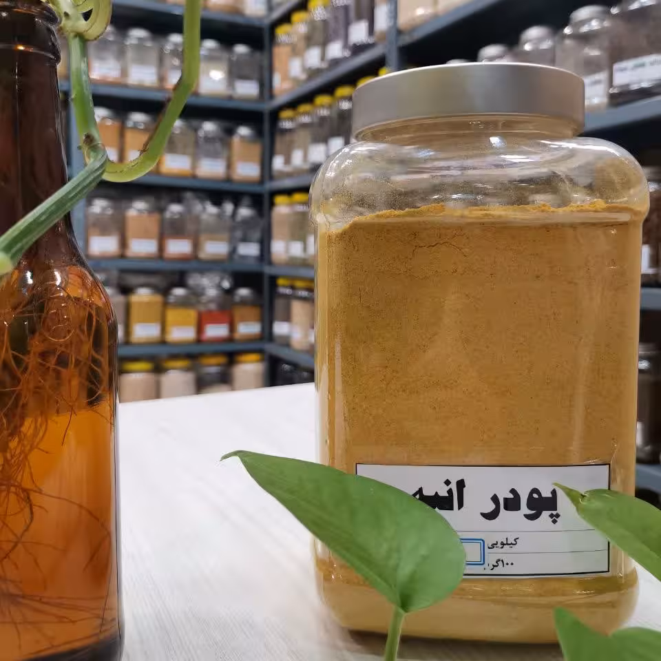 پودر انبه  خانه ادویه در بسته بندی های 100 گرمی تمیز و بهداشتی