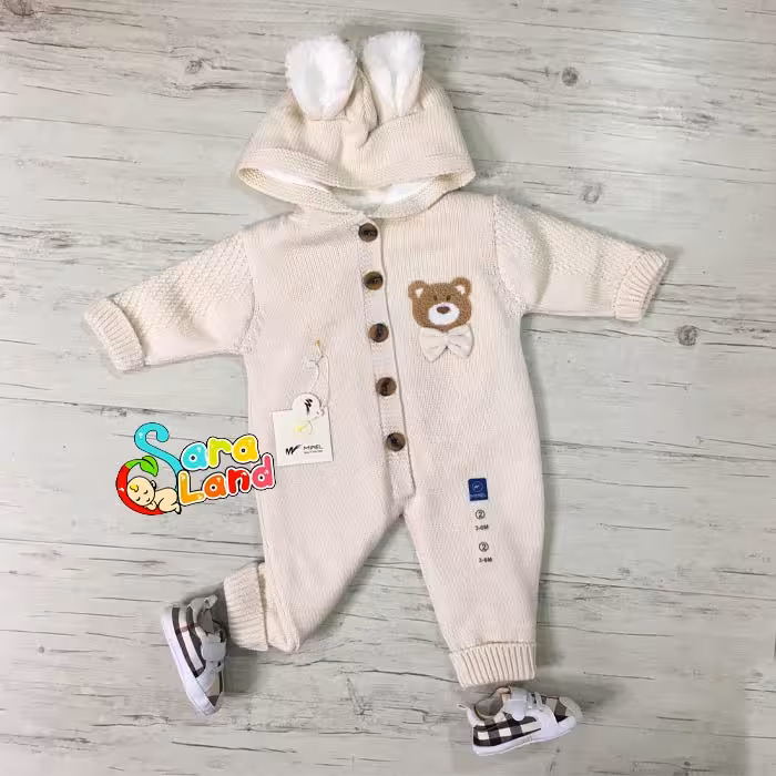 بافت سرهمی داخل خز طرح خرس پاپیون دار کرم