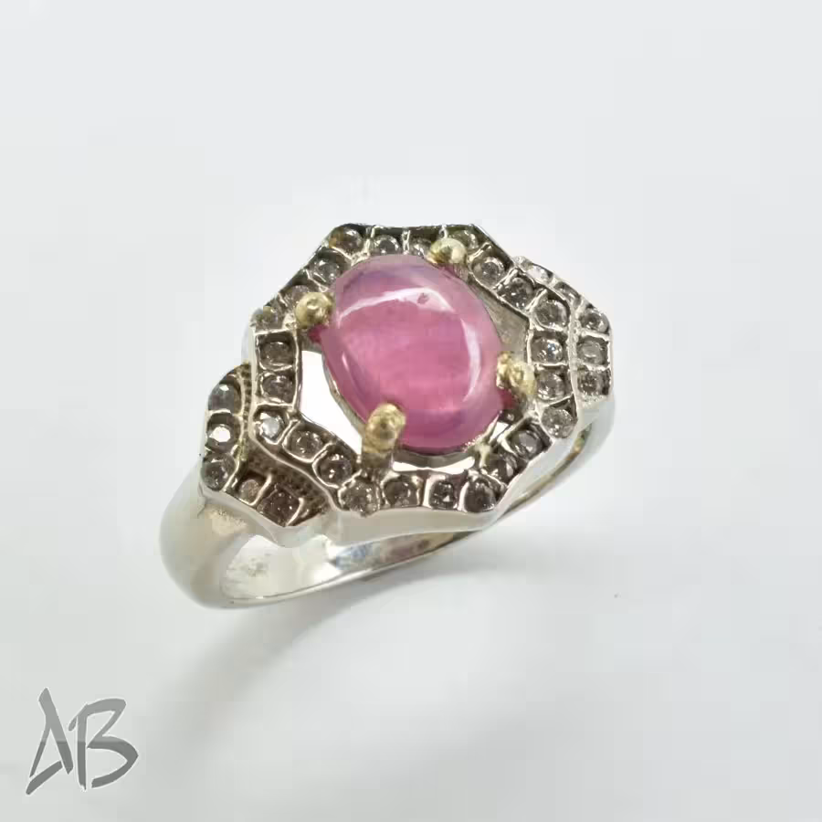 انگشتر نقره زنانه یاقوت صورتی اصل تراش کابوشن یا دامله آقابزرگ کد 689