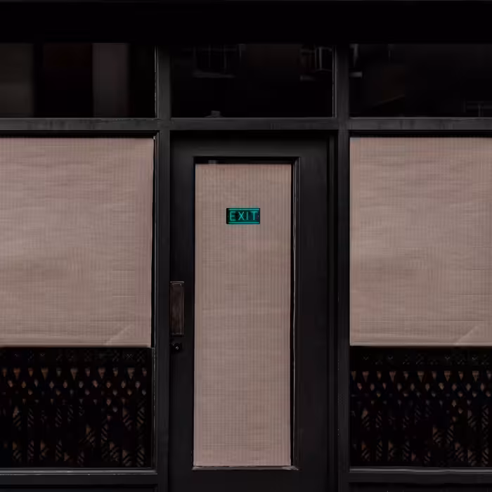 چراغ دیواری نئون دیزاین طرح Exit-BL_TBL