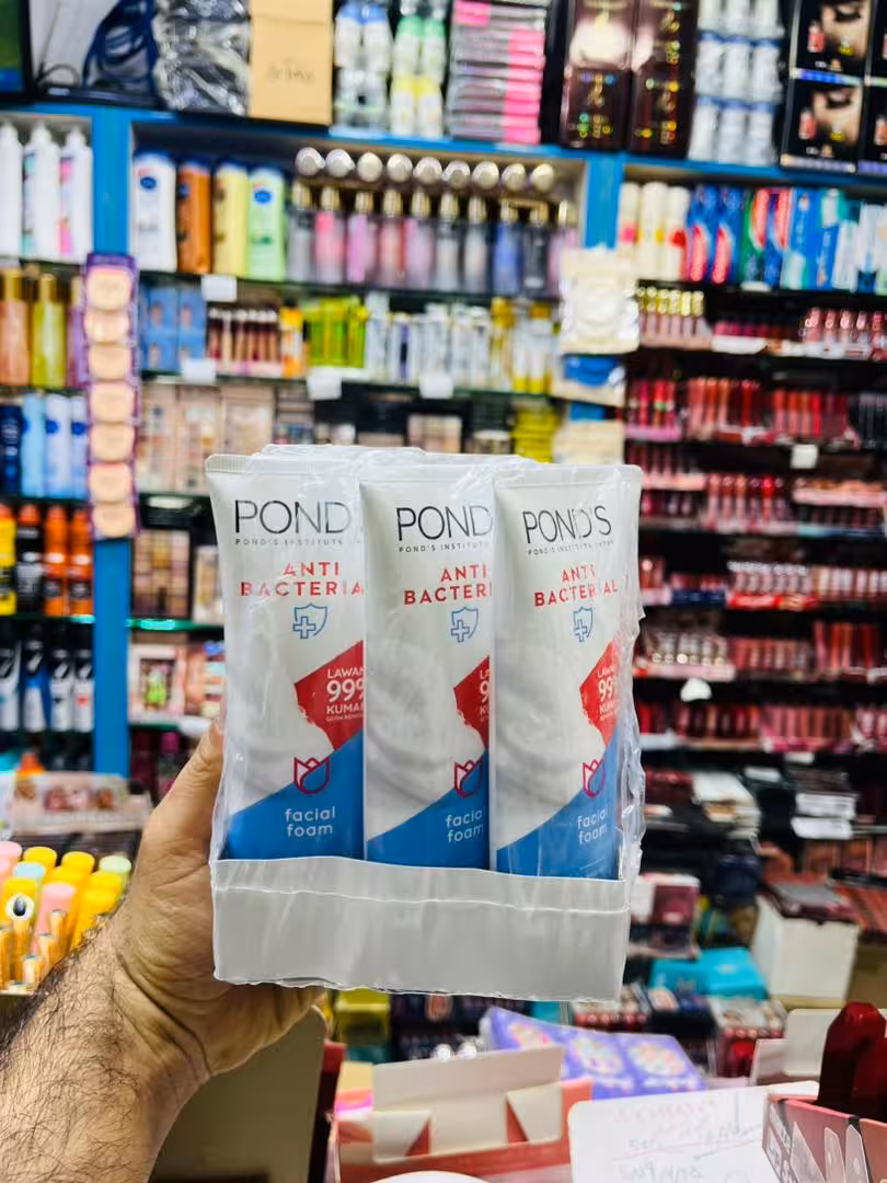 فوم شستشوی صورت آنتی باکتریال پوندز