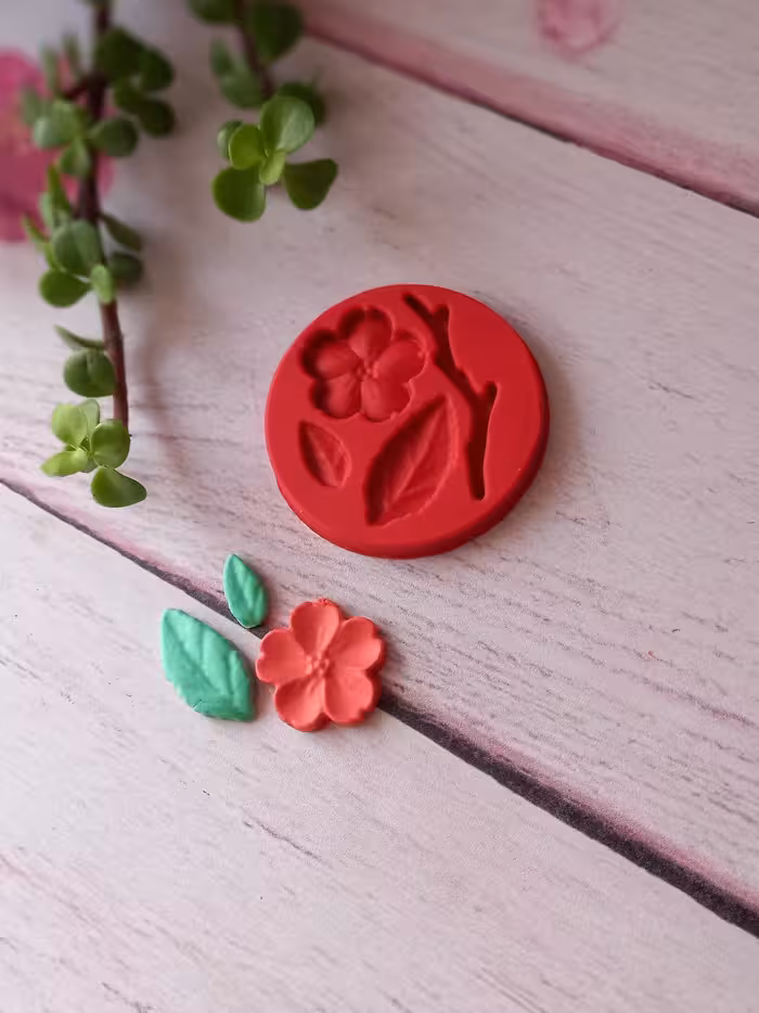 مولد گل و برگ و شاخه