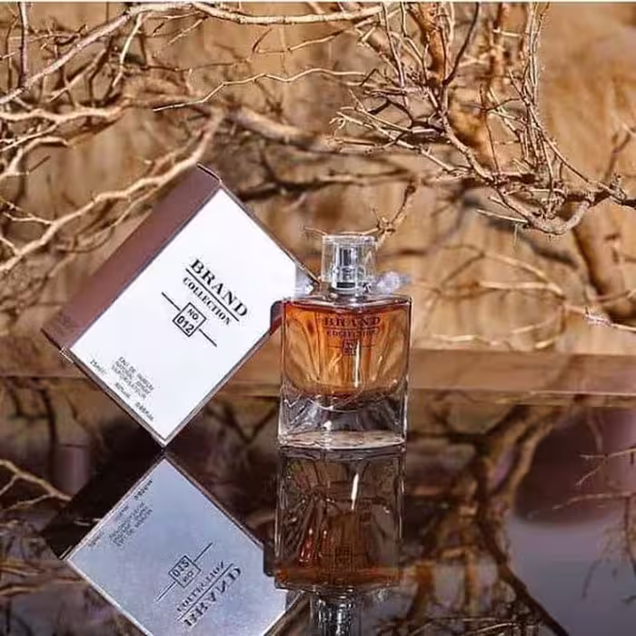 عطر زنانه لانکوم لاویه اِست بِله برند کالکشن کد 012 (Lancome La Vie Est Belle)