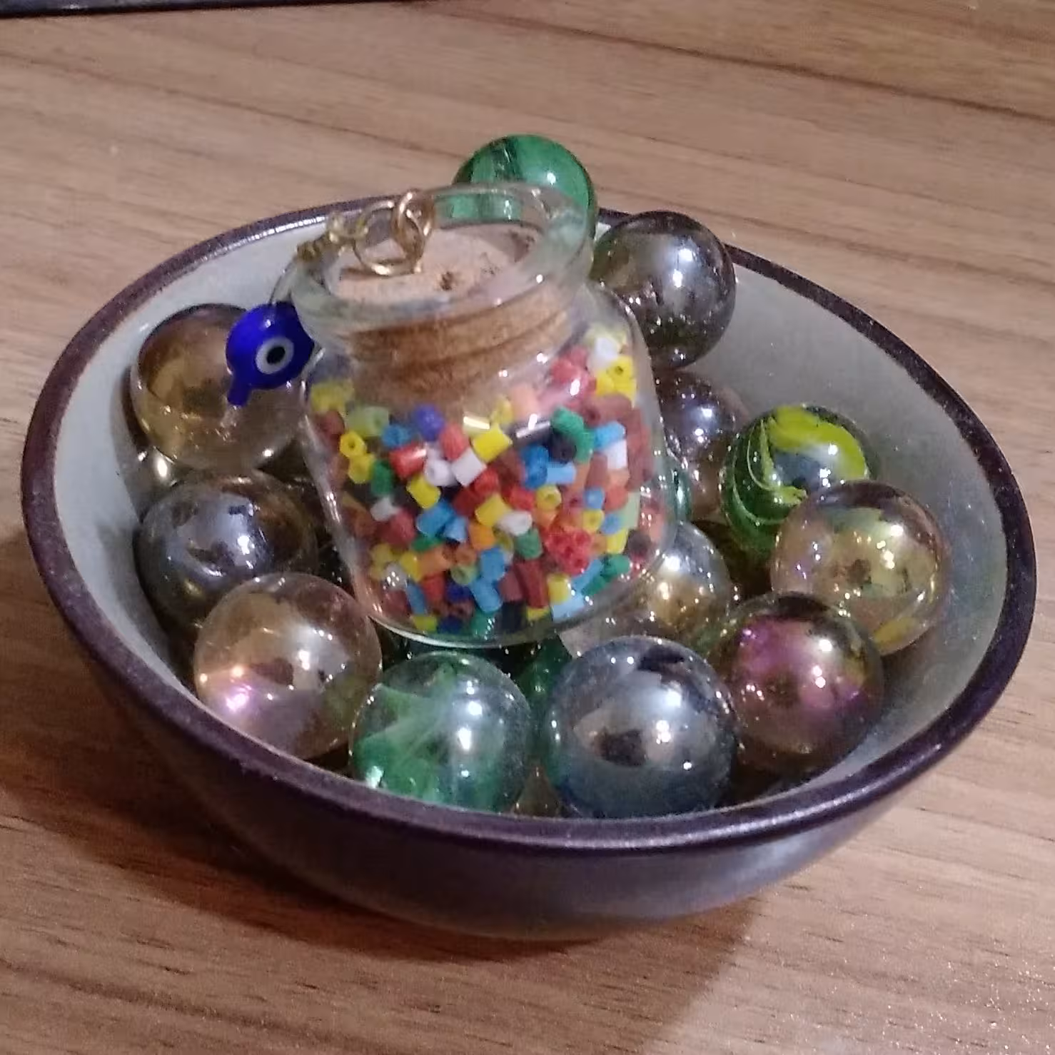 شیشه جادویی مرواریدی