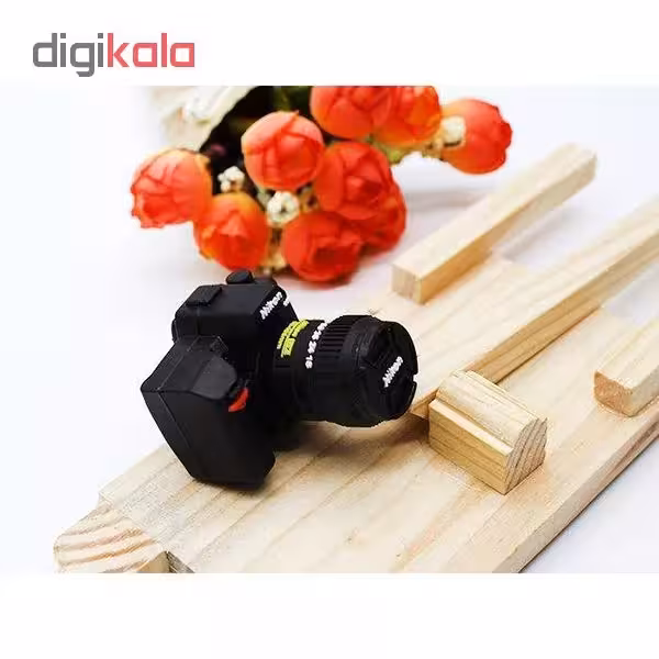 فلش مموری طرح دوربین عکاسی نیکون مدل Ul -CN01 ظرفیت64 گیگابایت