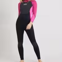 لباس غواصی وتسوت