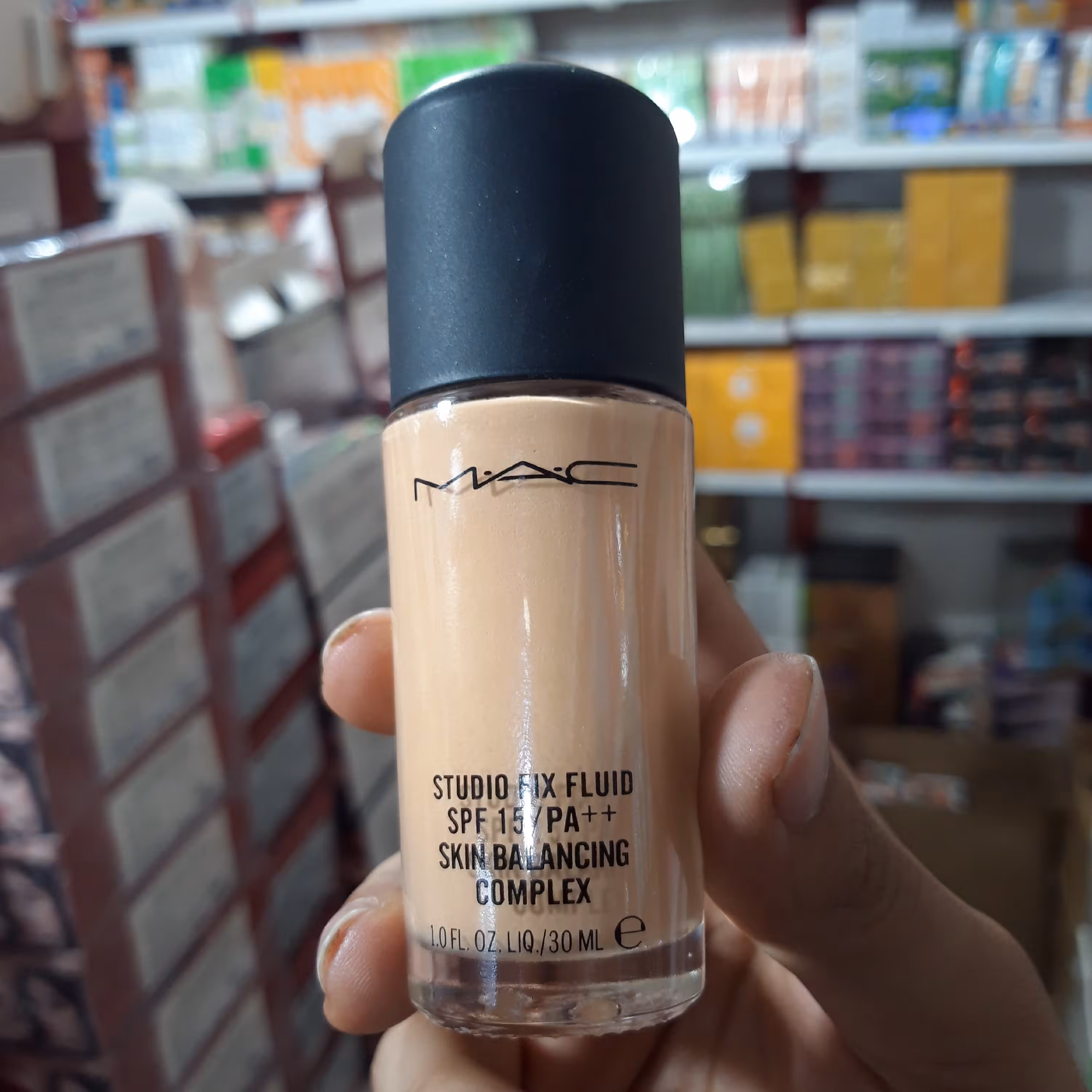 کرم پودر  مک Studio Fix Fluid