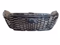 جلو پنجره ام وی ام X33 کراس