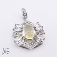 مدالی یا گردنبند نقره اصل زنانه نگین دار سیترین دامله اصل آقابزرگ کد Med78