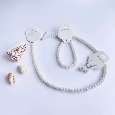 ست گردنبند و دستبند