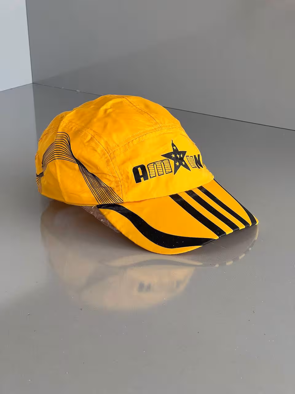 کلاه کپ اسپرت زرد طرح AM★W 🧢✨