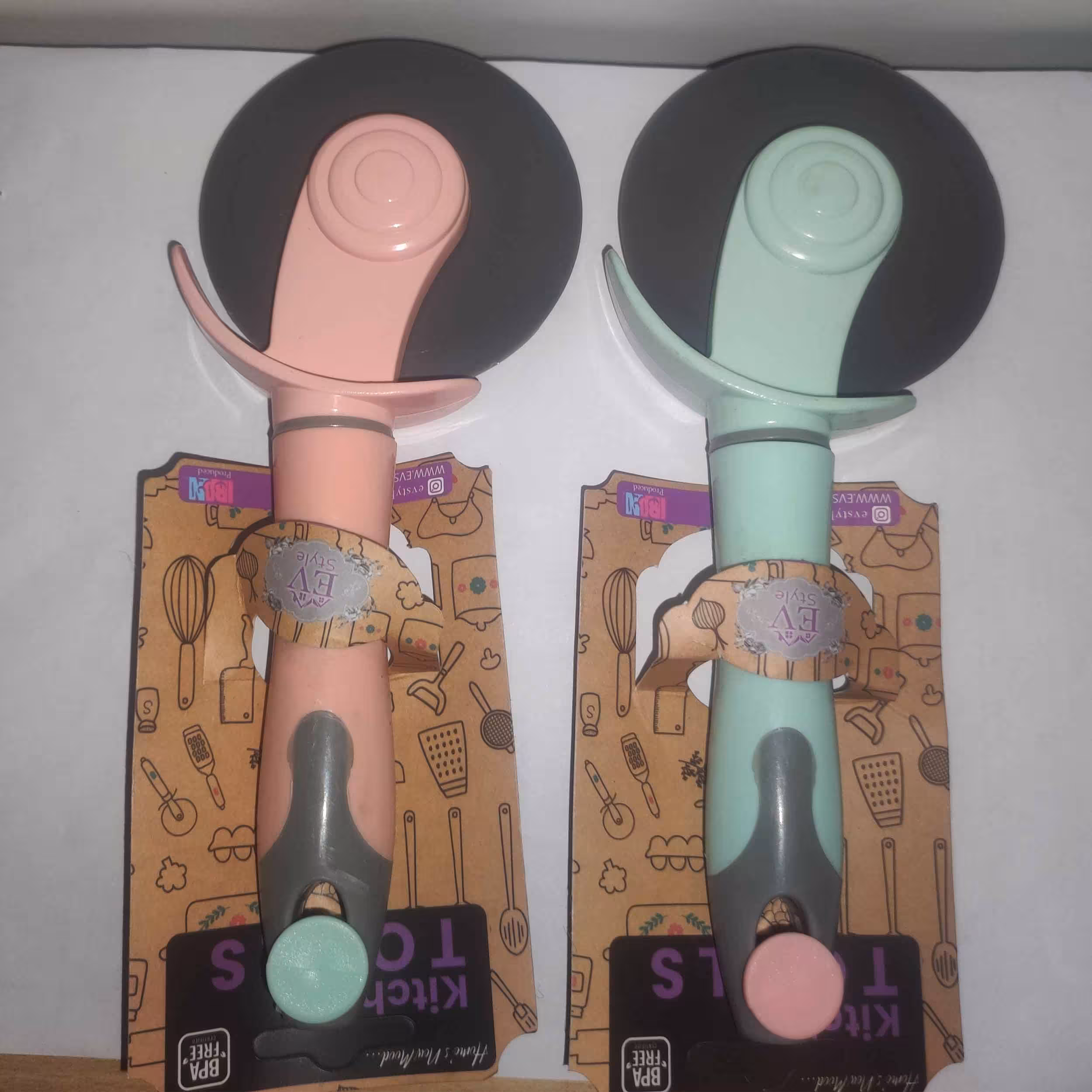 پیتزا بر کد 1151 (دو رنگ صورتی و سبزآبی)