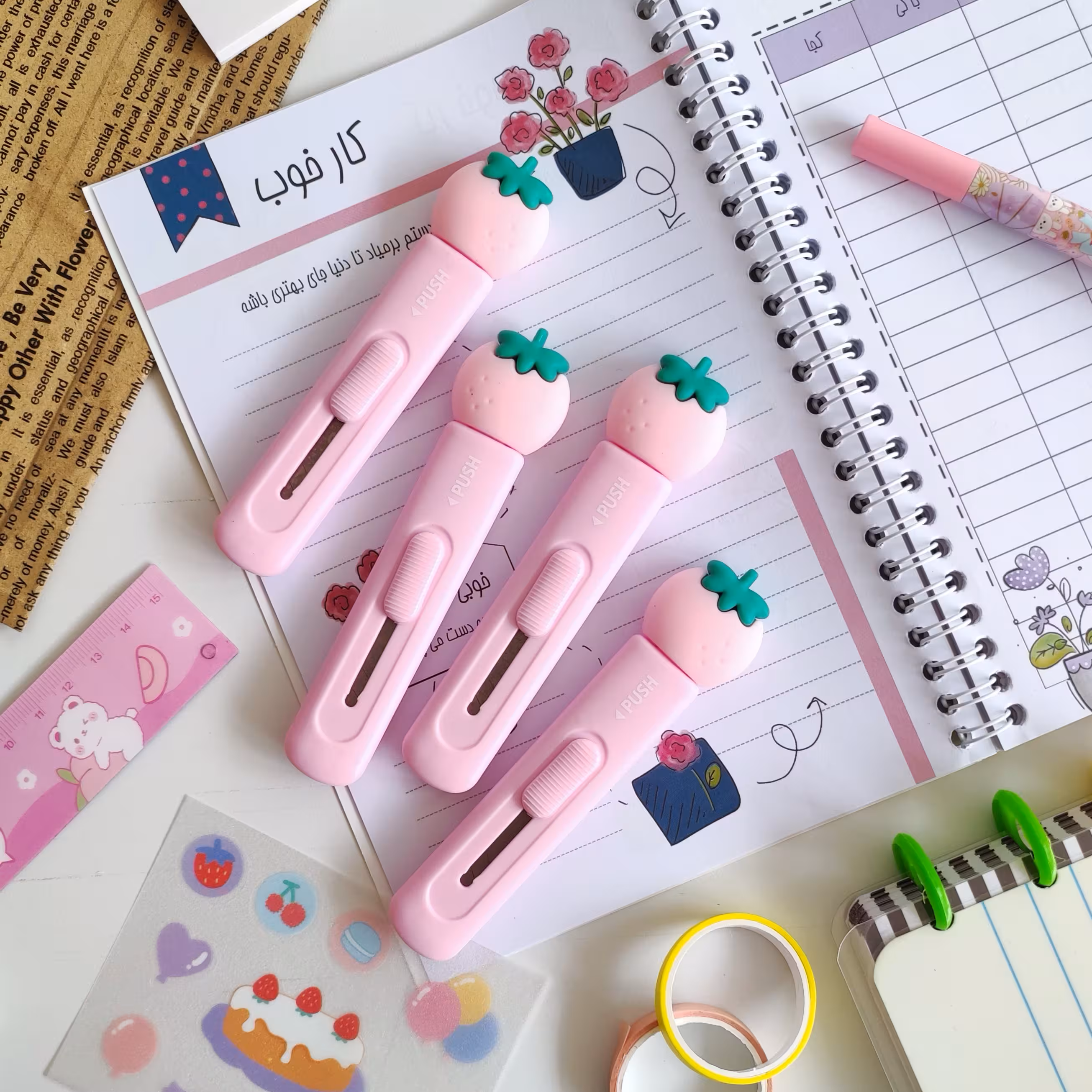 کاتر فانتزی بی خطر طرح توت فرنگی سر سیلیکونی