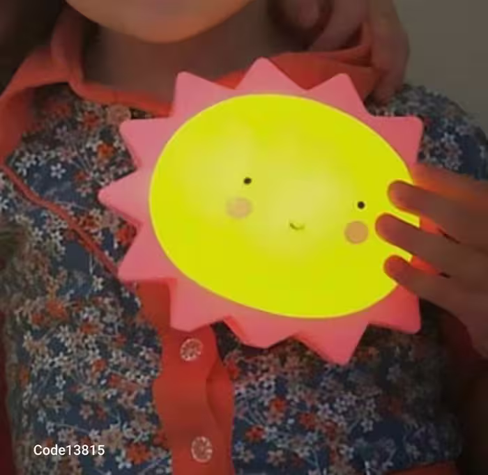 چراغ خواب فانتزی، طرح کره ماه