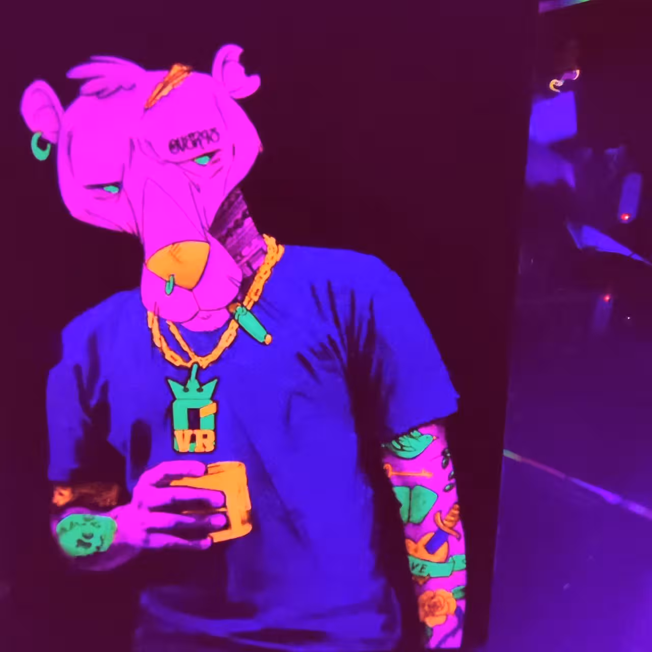 تابلو بلک لایت با طرح پلنگ صورتی سایز 50 در 70 سانتی متر Blacklight