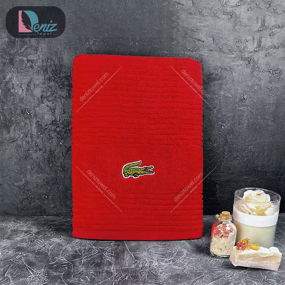 حوله استخری لاگوست رنگ قرمز