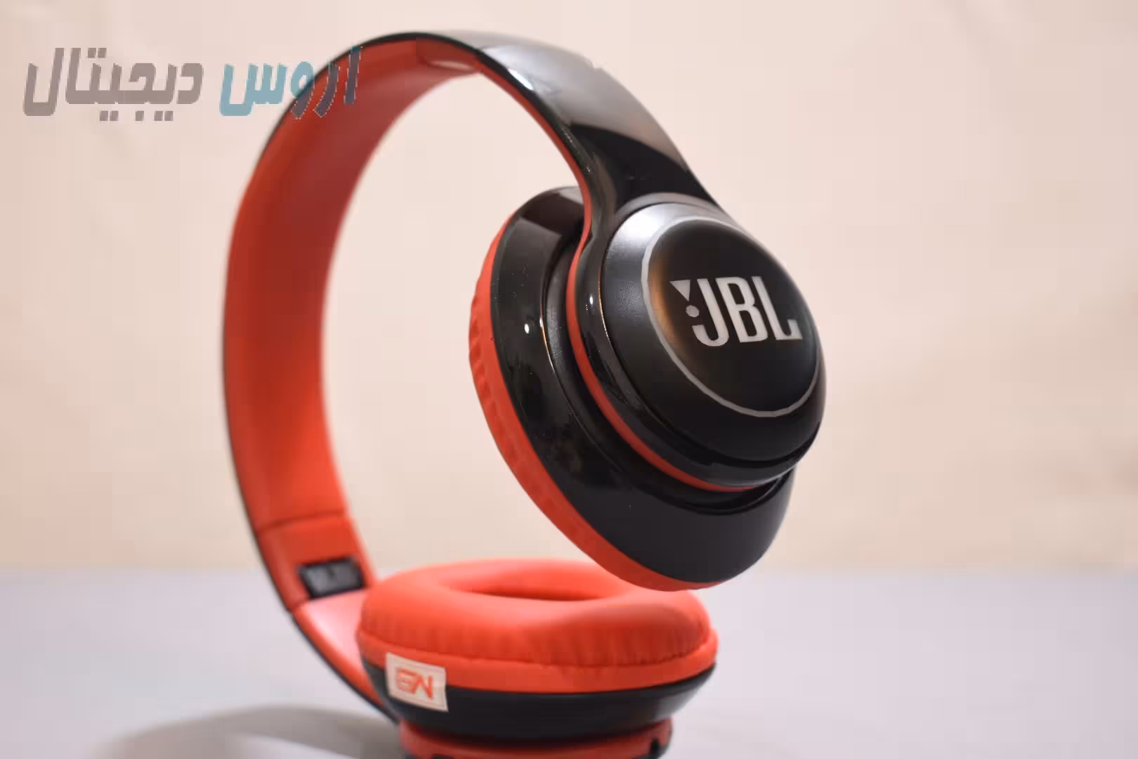 هدفون بی سیم طرح JBL مدل P57