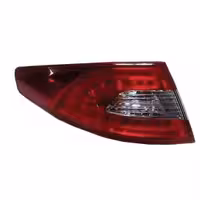 چراغ خطر عقب روی صندوق سمت راست کیا اپتیما