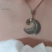 گردنبند نقره زنانه هانگ سیاه قلم با نگین های مارکازیت کد8356