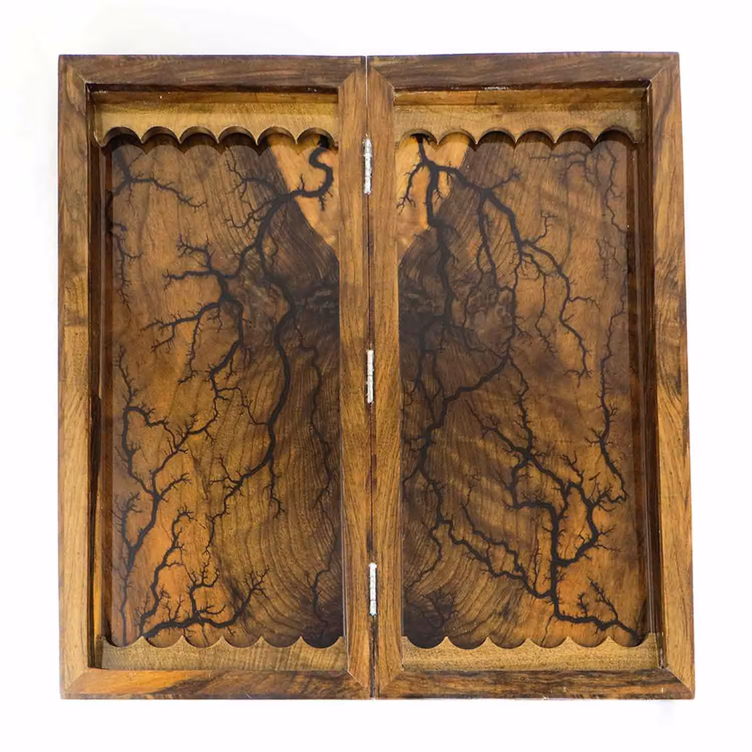 تخته نرد دو رو ریشه گردو سنندج طرح گوشواره