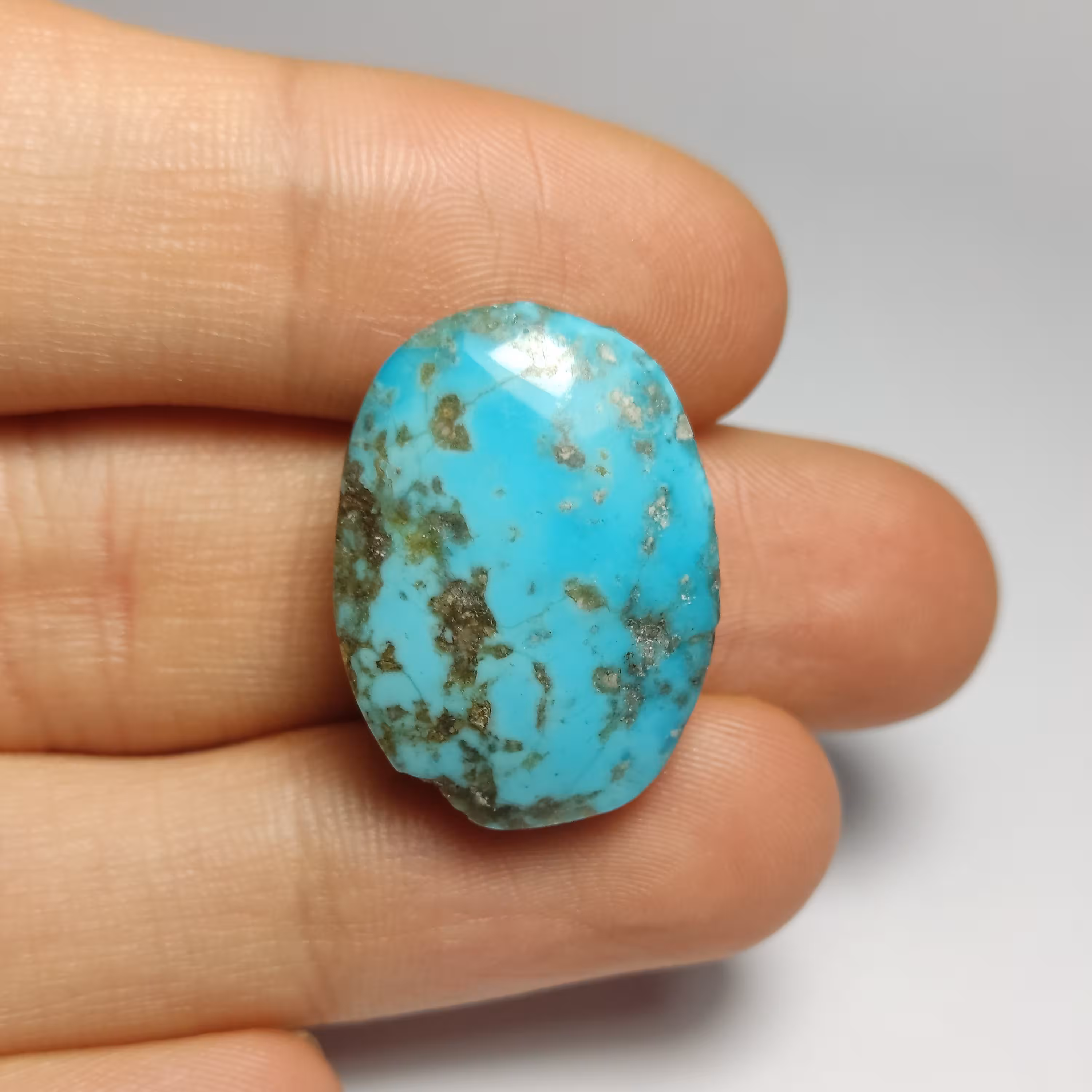 فیروزه خوشرنگ کرمان (وزن : 6.3 گرم)