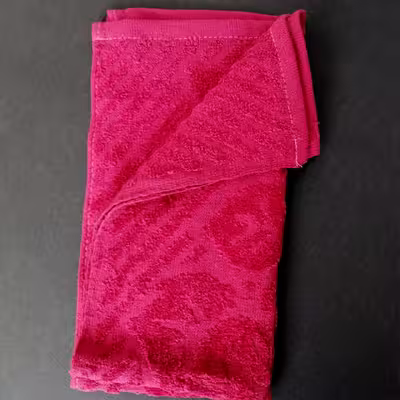 حوله دستی مدل گل سایز 60x30 سانتی متر
