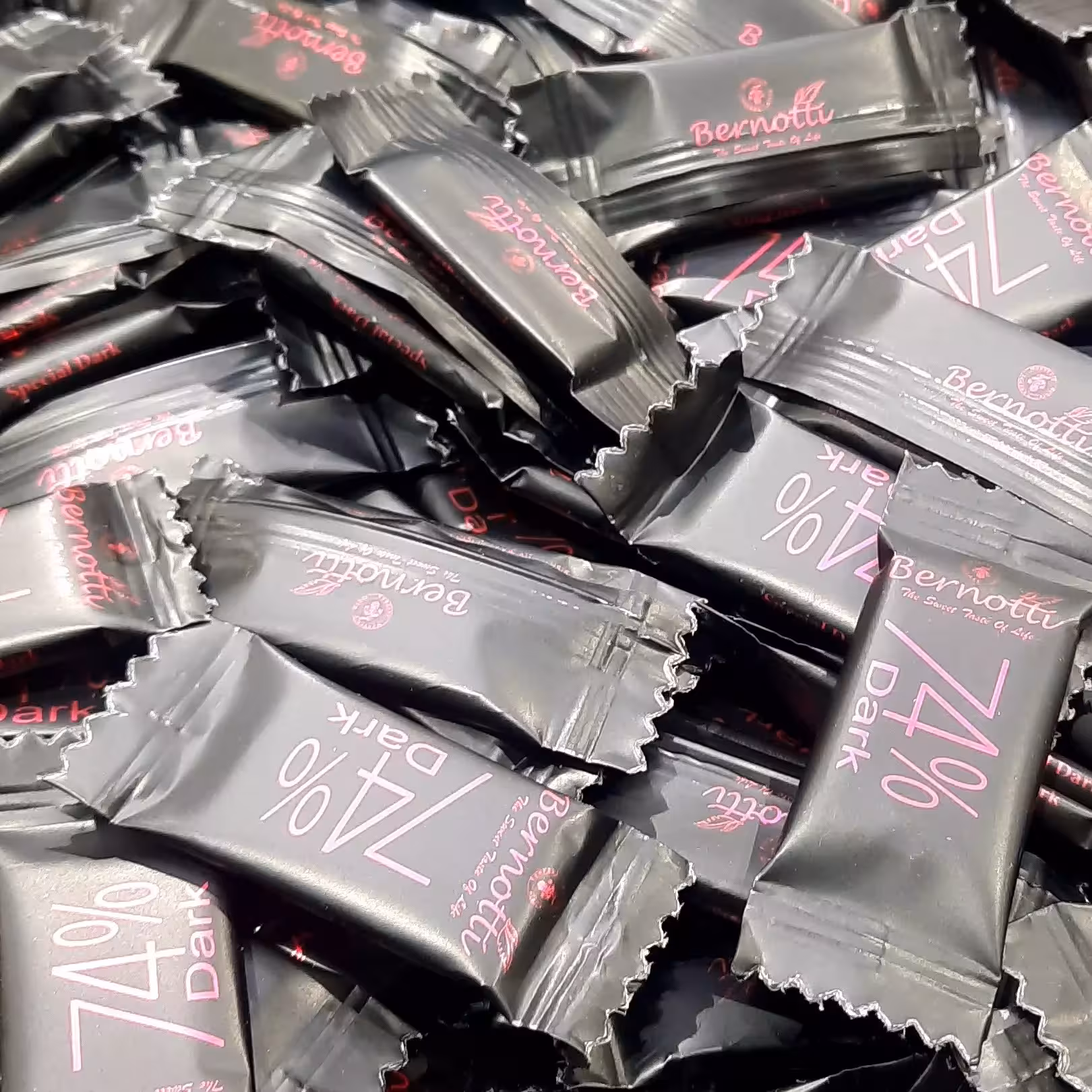 شکلات تلخ 74درصد پذیرایی برنوتی یک کیلویی