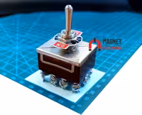 کلید کلنگی KN3(C)-403 ON_OFF_ON  Toggle Switch
