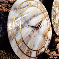 ساعت دیواری رزینی سنگ مرمر  