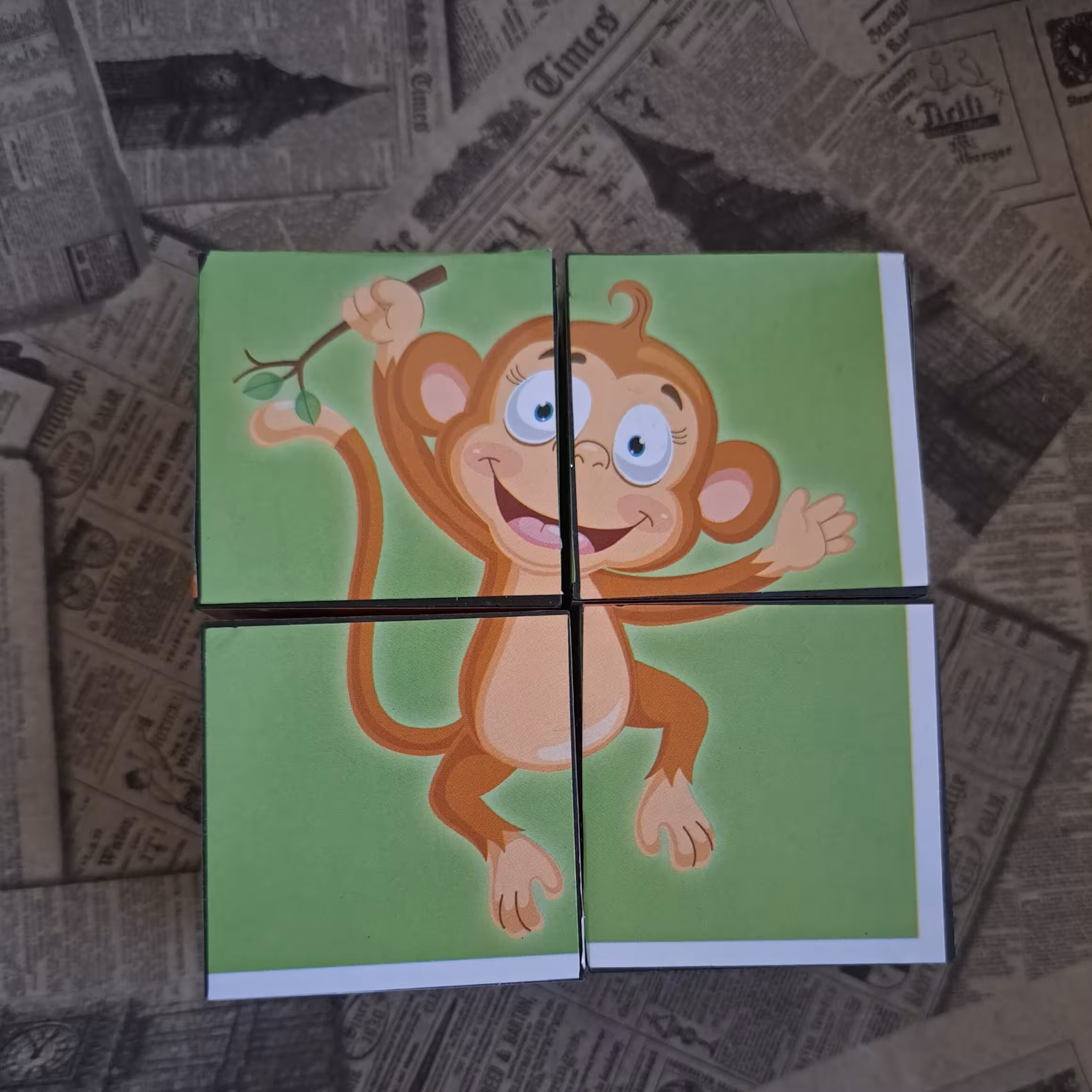 سرگرمی پازل 4 وجهی مقوایی پلاستیکی حیوانات فانتزی