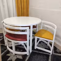 میز غذاخوری کمجا